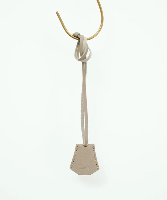 #51/ タイニーベル / 牛革・フィリップ - REN