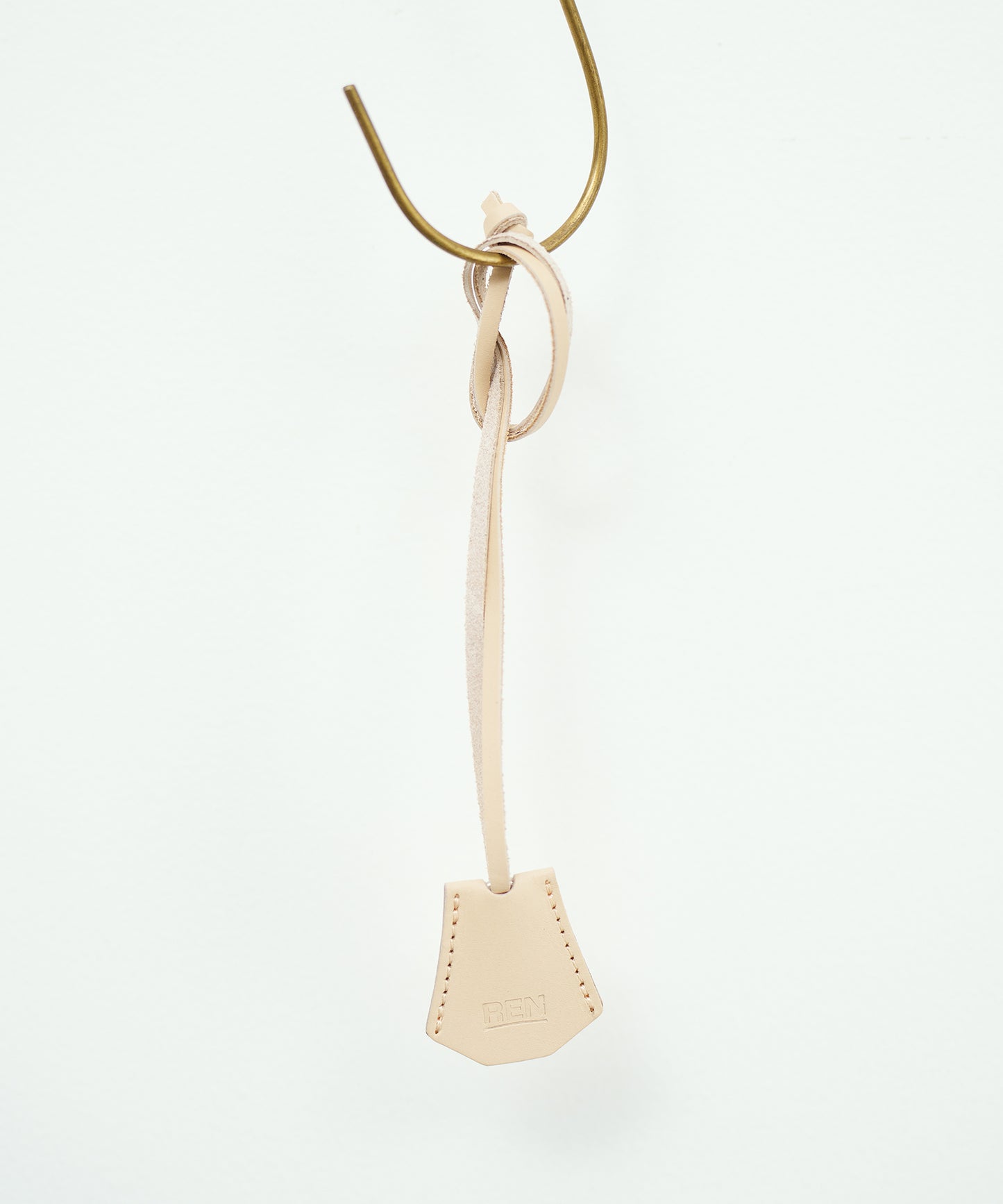 #54/ タイニーベル / 牛革・ヌメ