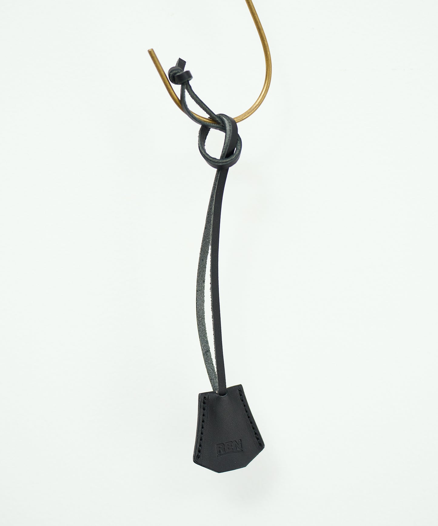 #54/ タイニーベル / 牛革・ヌメ