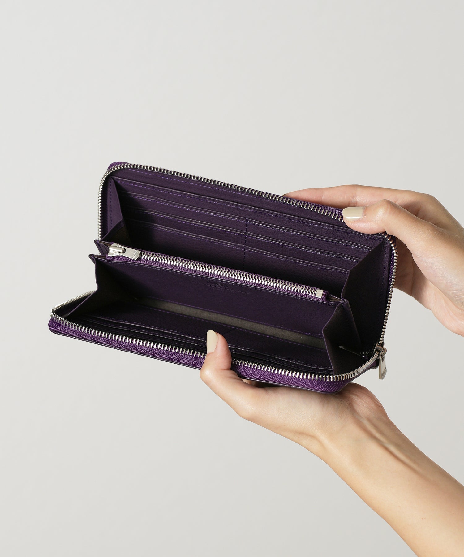 REN / スリムな長財布。ファスナータイプのロングウォレット。(purple)
