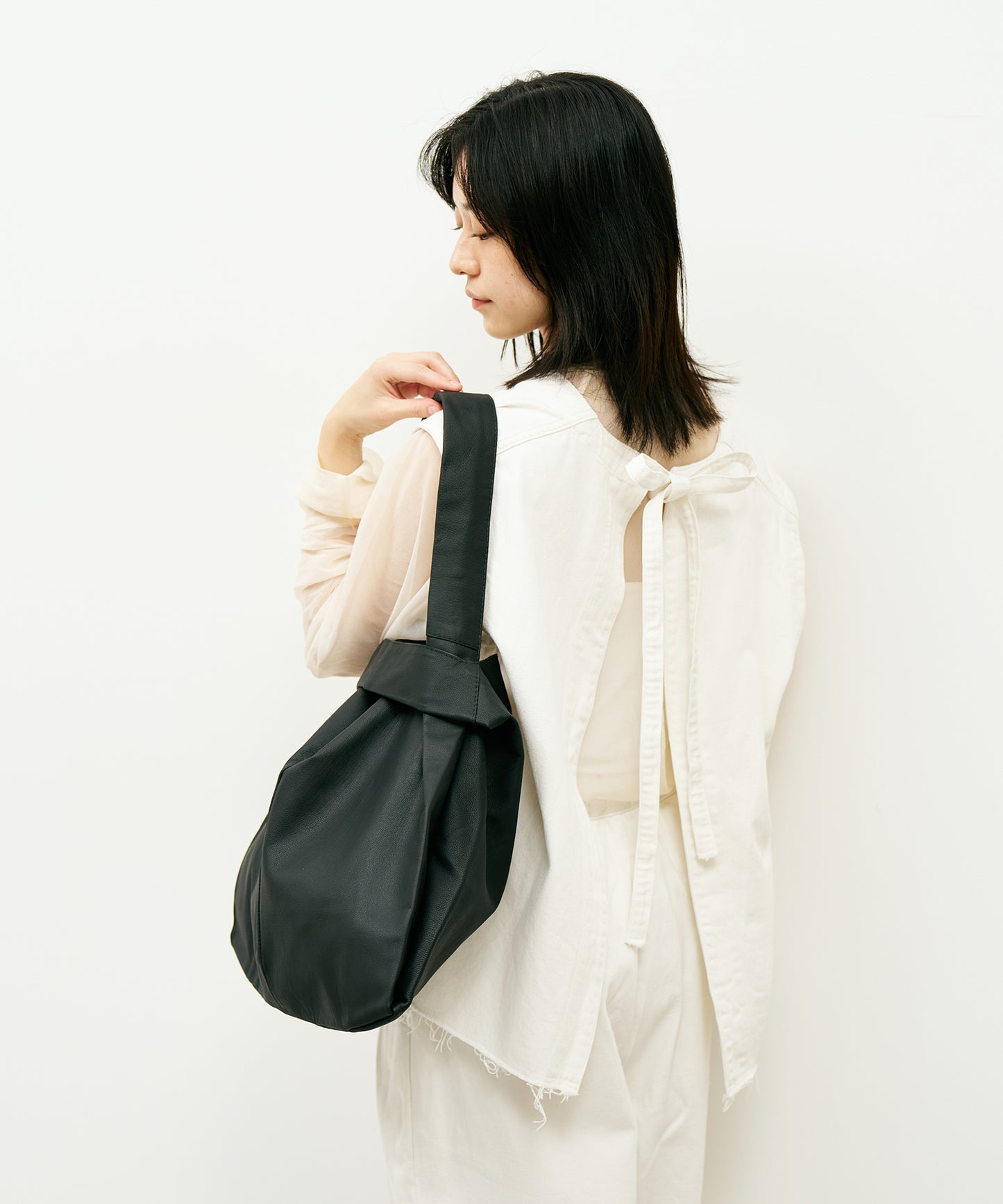 #11/ 2wayレジブクロM（black） / やぎ革・ベアー