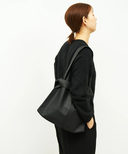 #11/ 2wayレジブクロM（black） / やぎ革・ベアー - REN