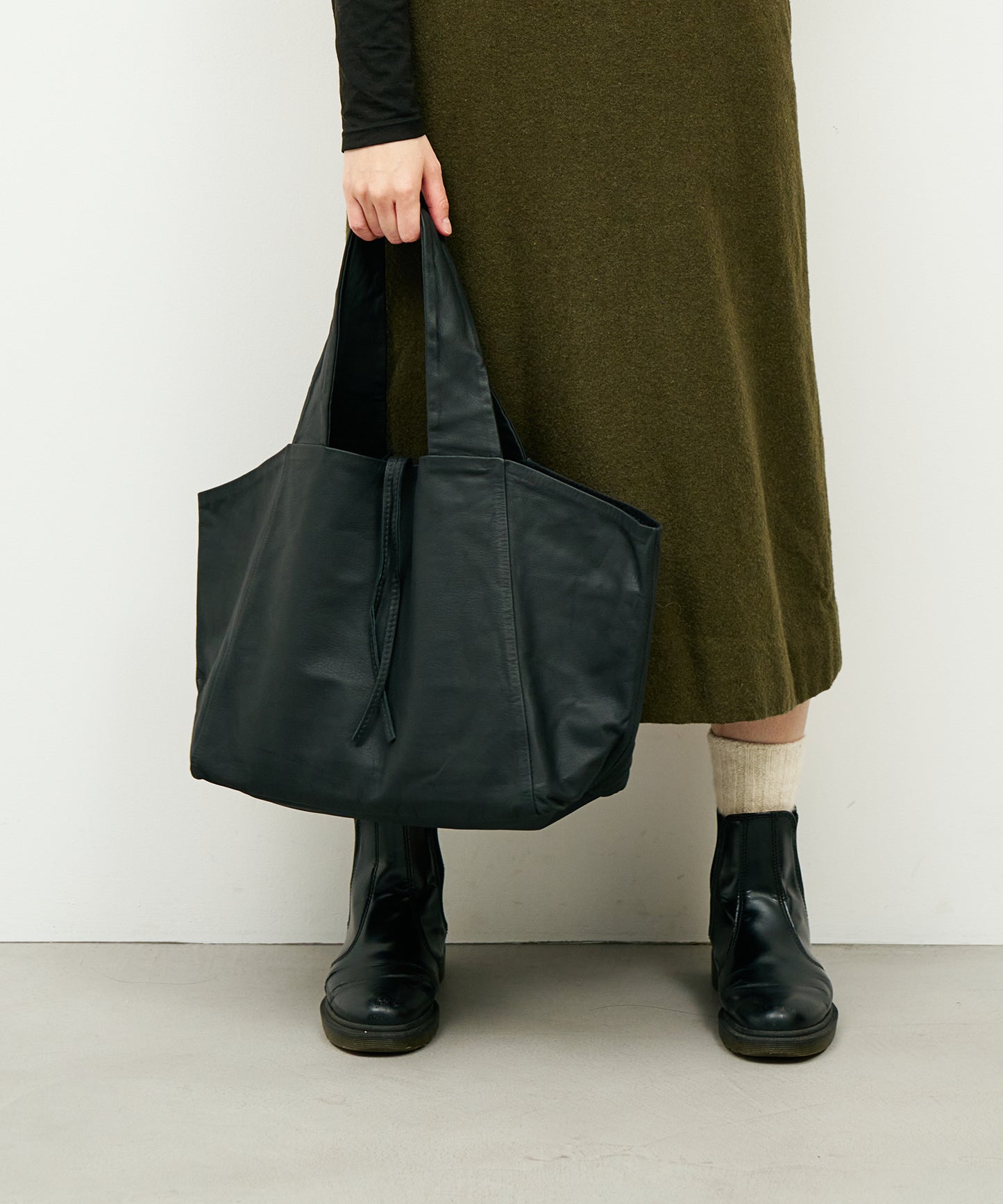 #11《Limited 20%》ダックストートM (black)  / やぎ革・ベアー