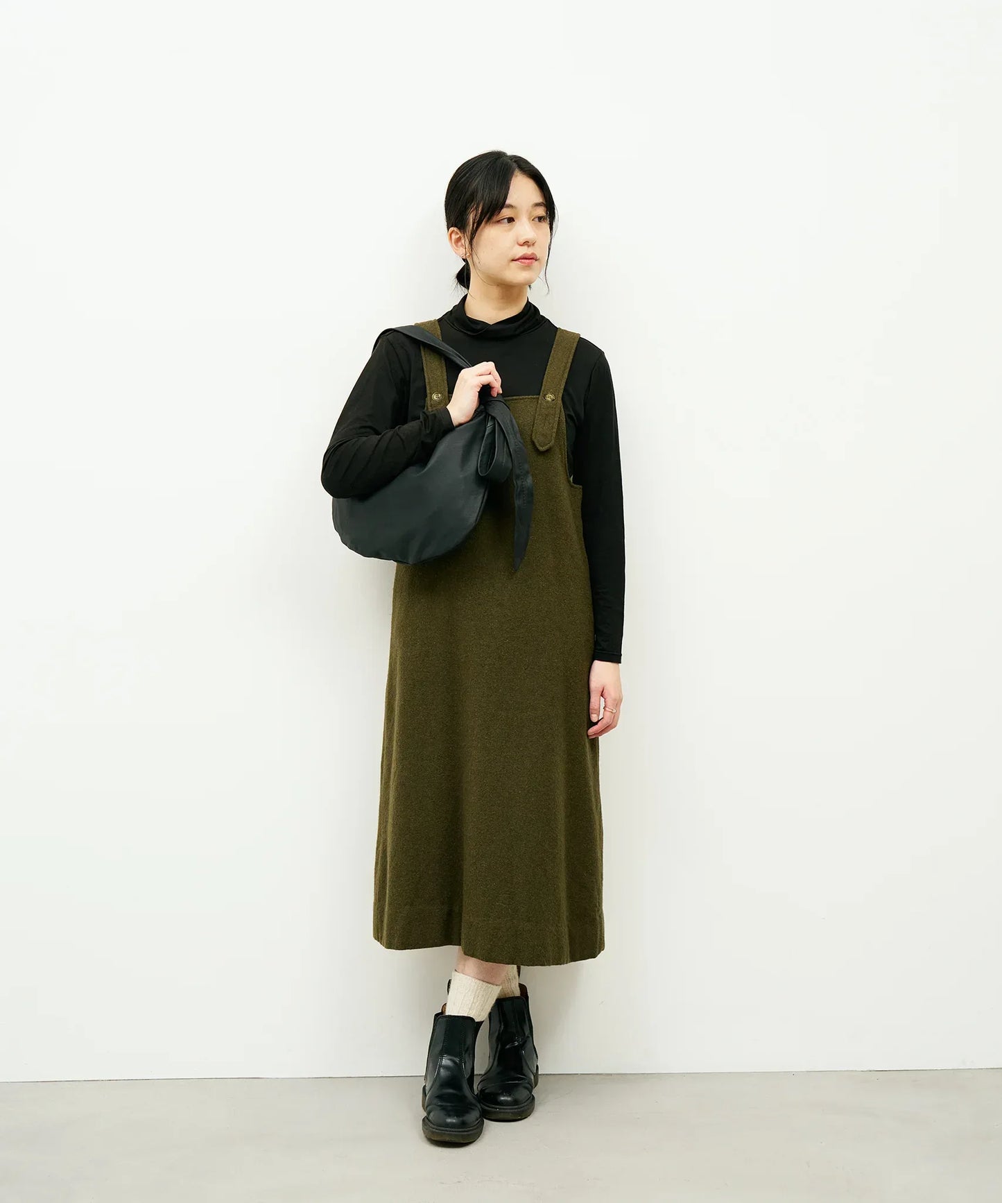 #11/ zipサークルショルダーS (black) / やぎ革・ベアー - REN