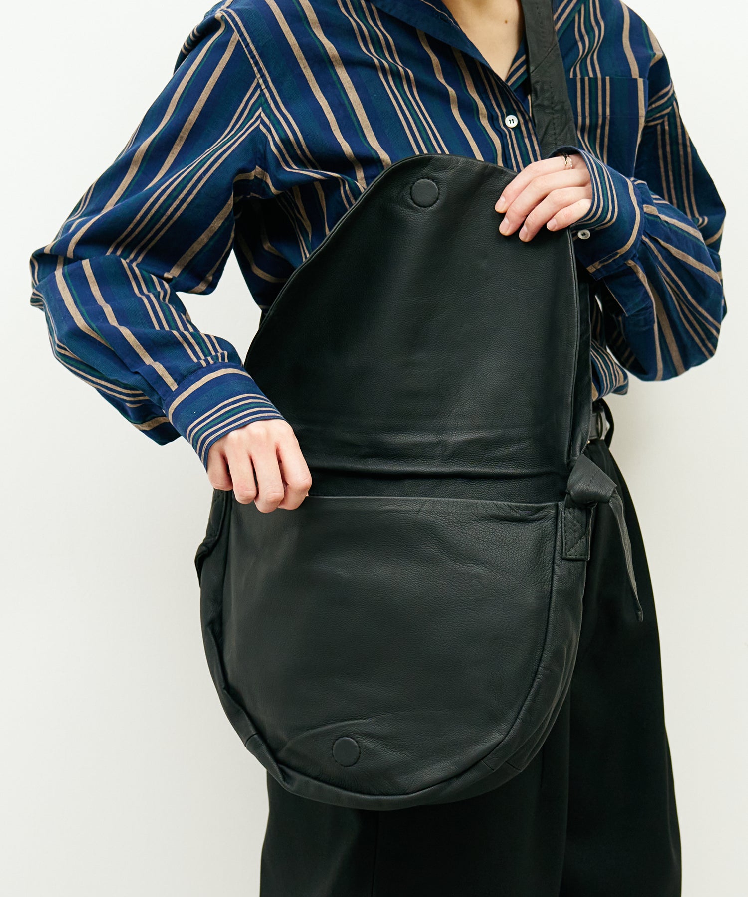 本革 ★別注★ REN × Edition ショルダーバッグ フラップ 日本製 REN（レン） 特典付 ショルダーバッグ メンズ レディース 斜めがけ