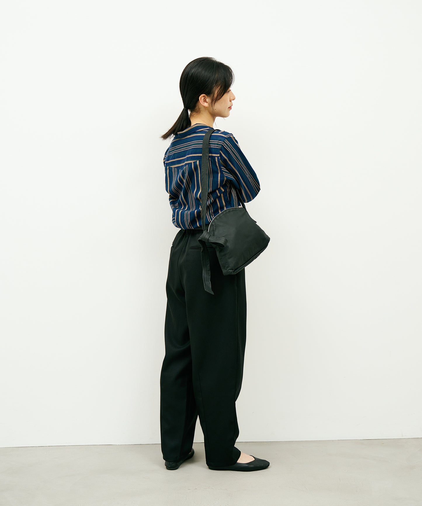 #11 / アーチジップショルダー（black）/ やぎ革・ベアー