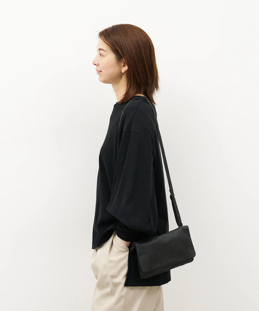 #11/ クラッチショルダー XS (black) / やぎ革・ベアー - REN