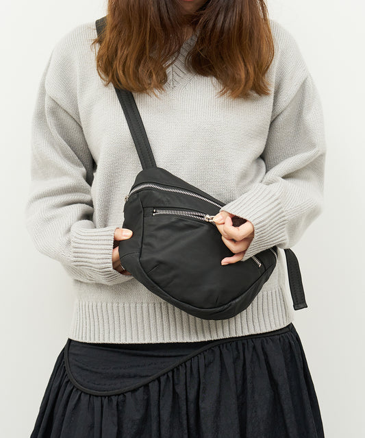 #11 / ラウンドスリングバッグ (black) / やぎ革・ベアー