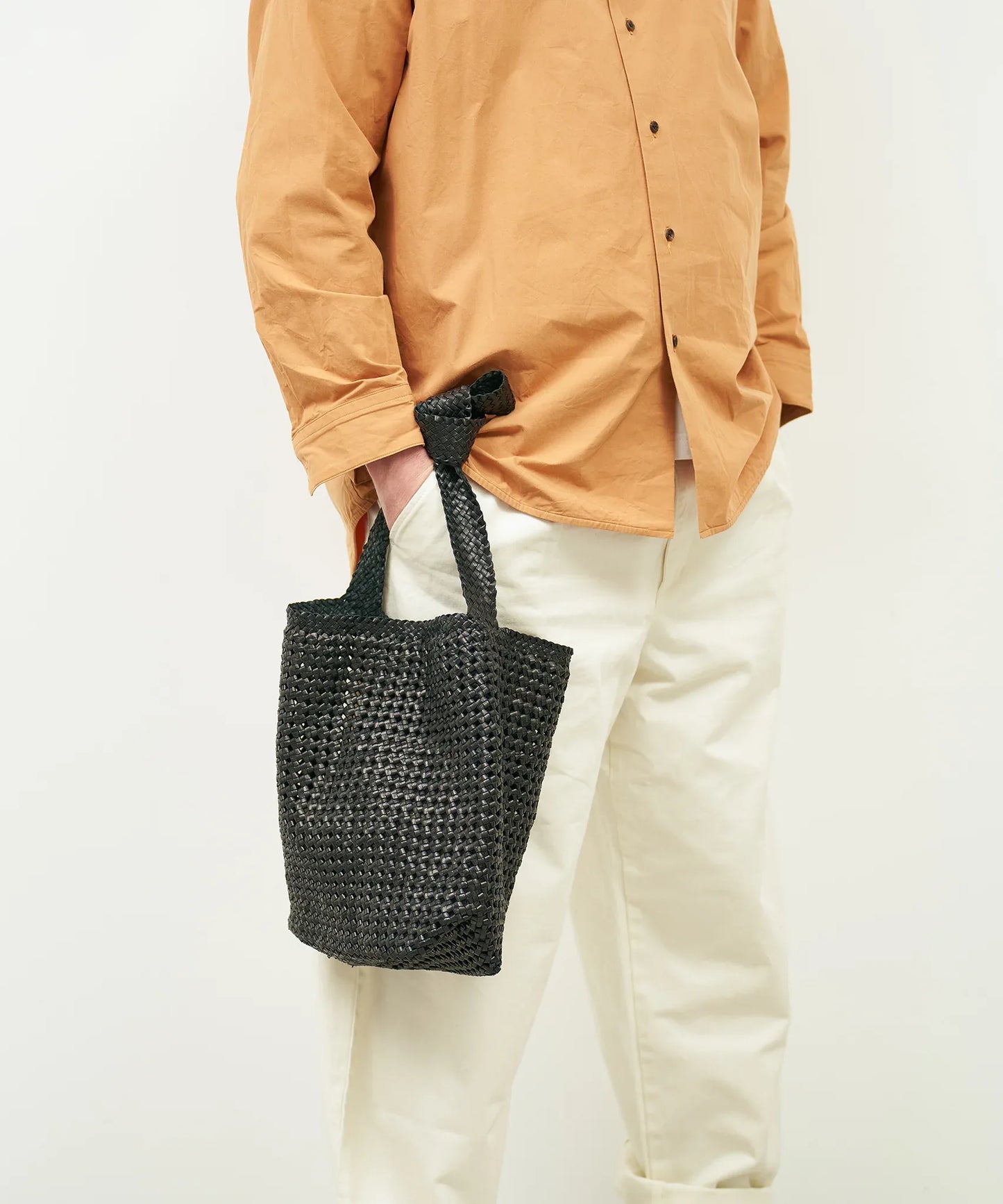 #16/ ボックスショルダー（black）/ やぎ革・ゴートメッシュ