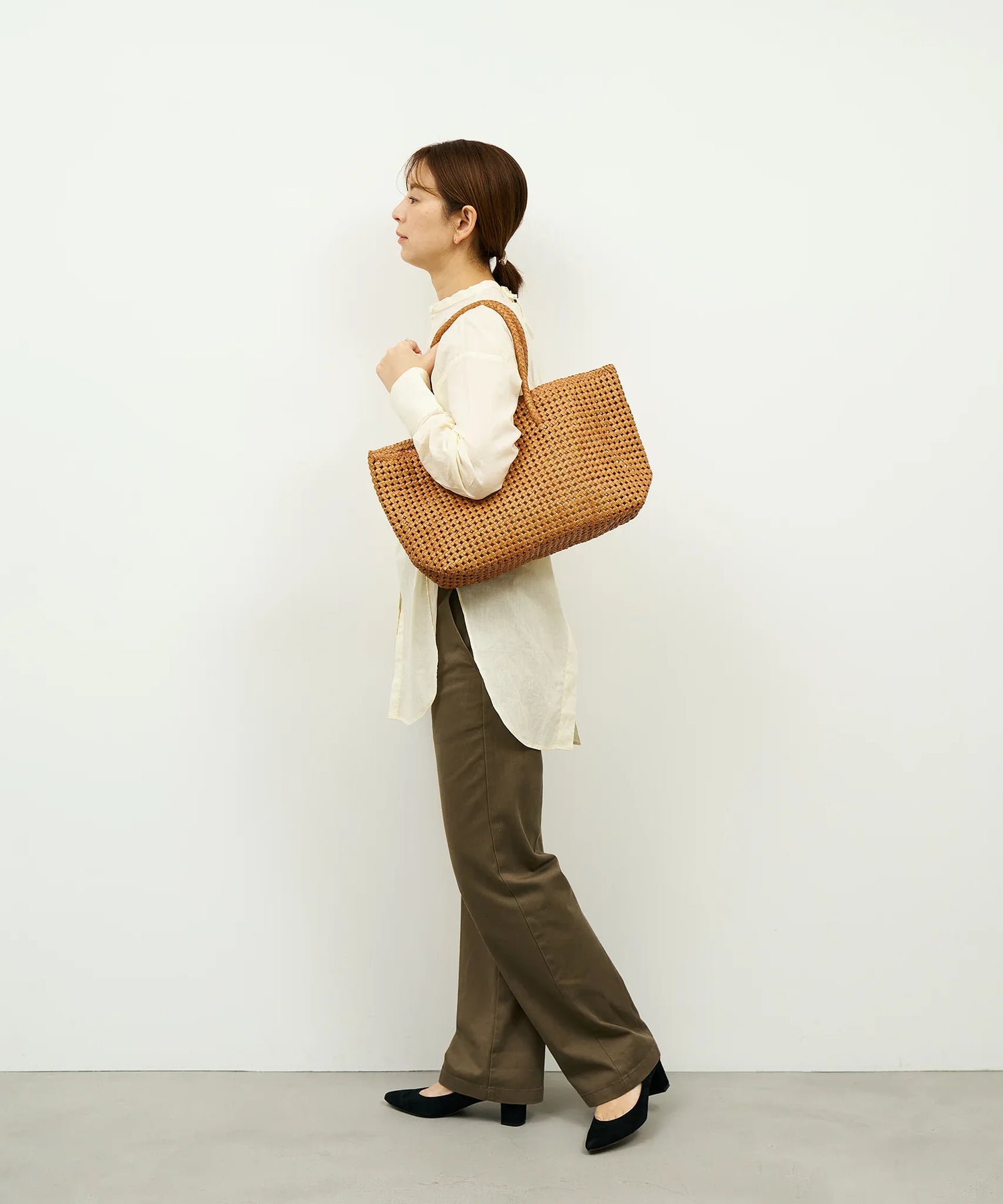 #16/ バスケットM（camel）/ やぎ革・ゴートメッシュ - REN