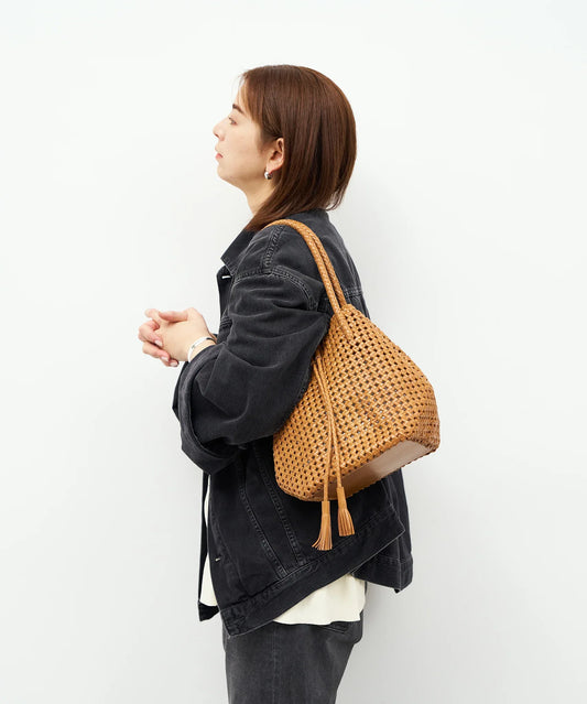 #16/ タッセルトート（camel）/ やぎ革・ゴートメッシュ