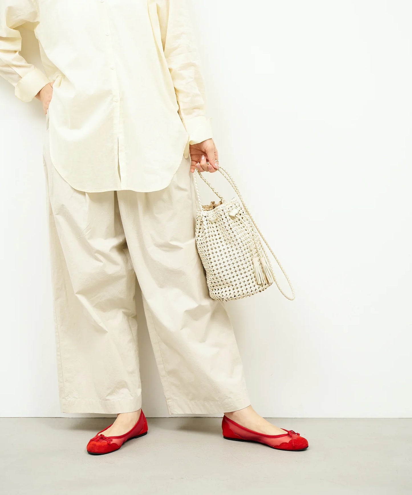 #16《SALE 10%》タッセルボトルショルダー（oatmeal）/ やぎ革・ゴートメッシュ