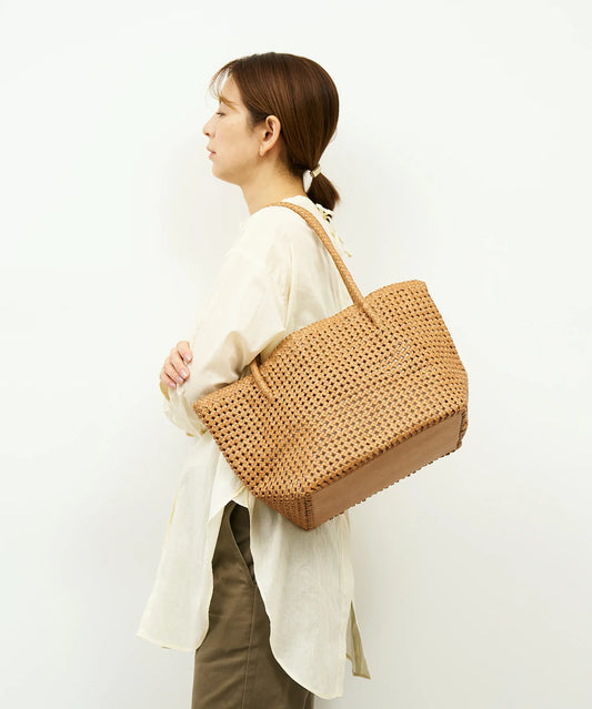 #16/ ブックキャリー(camel)/ やぎ革・ゴートメッシュ - REN