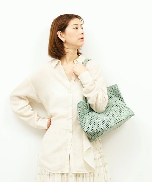 #16/ ブックキャリー(sage green)/ やぎ革・ゴートメッシュ - REN