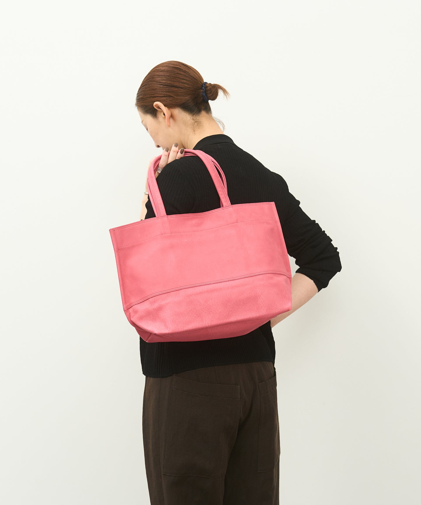 sold out / #30 / ワイドトートM / ピッグスキン・ハリー〈magenta〉