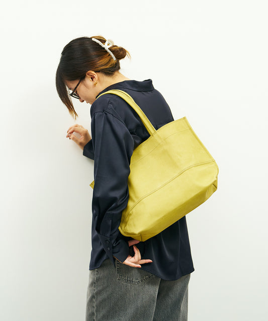 #30/ ワイドトートM(pistachio yellow)/ ピッグスキン・ハリー