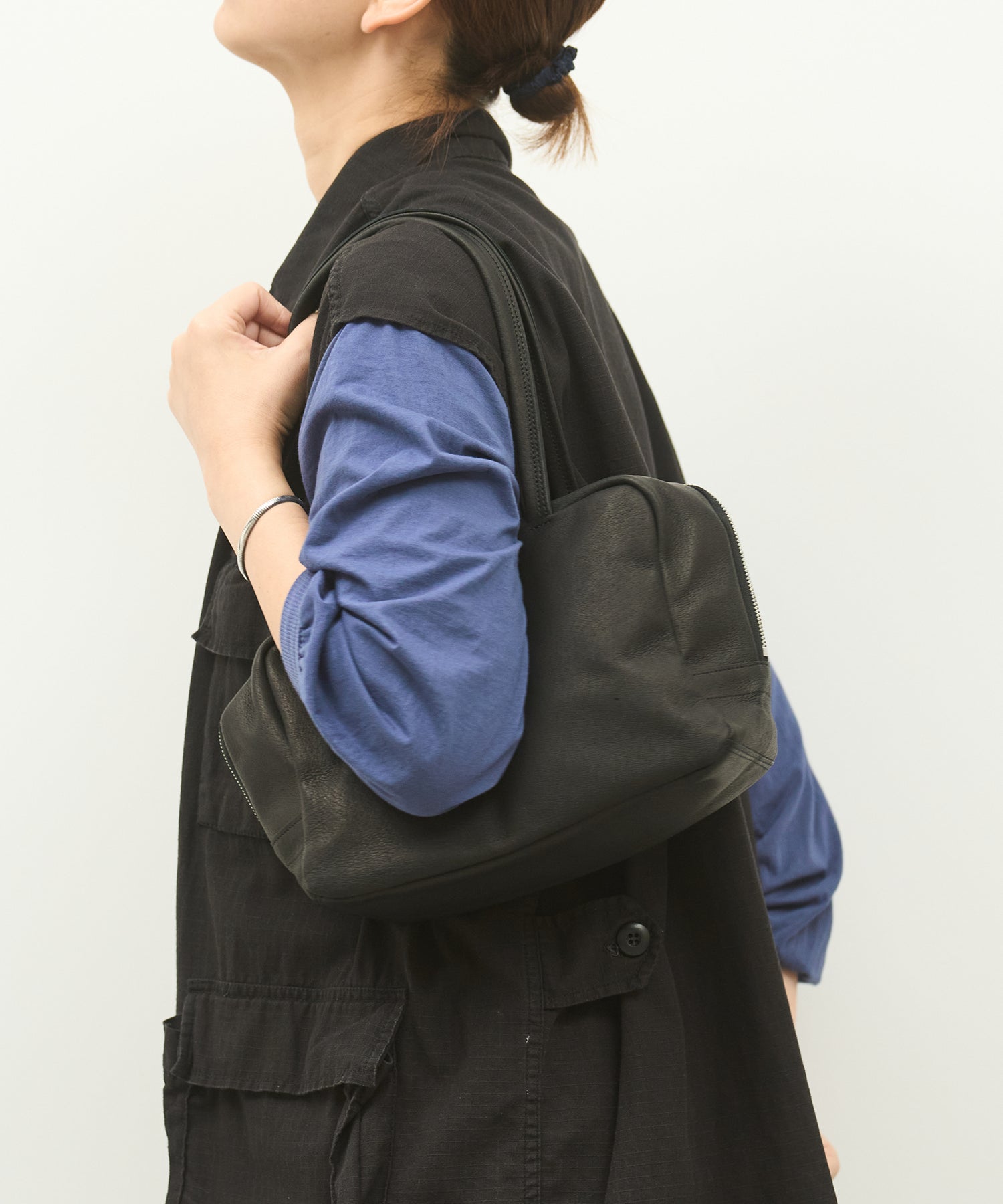 REN】《ボストンバッグ》肩掛けできる小ぶりのスクエア型の