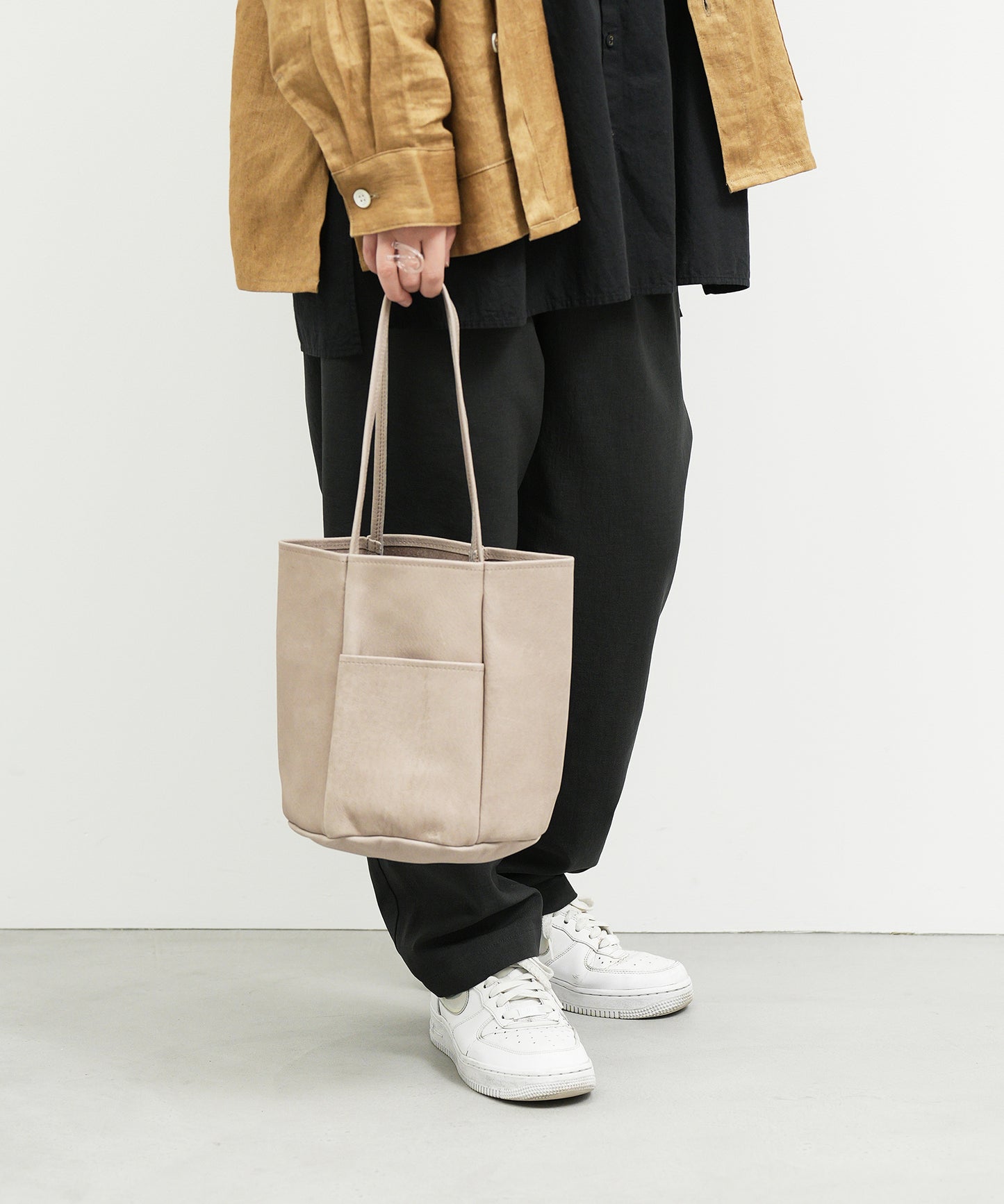 #30/ バケットトート（pink beige）/ ピッグスキン・ハリー