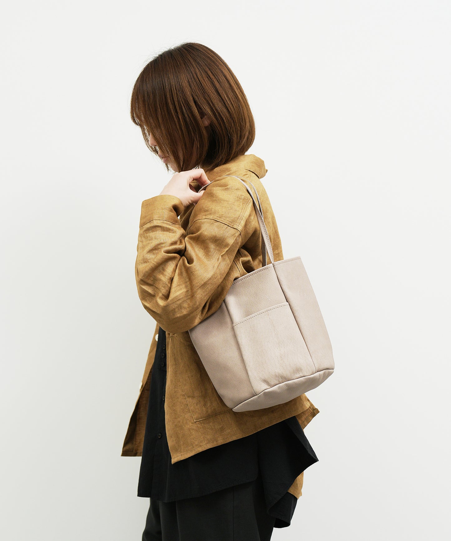 #30/ バケットトート（pink beige）/ ピッグスキン・ハリー