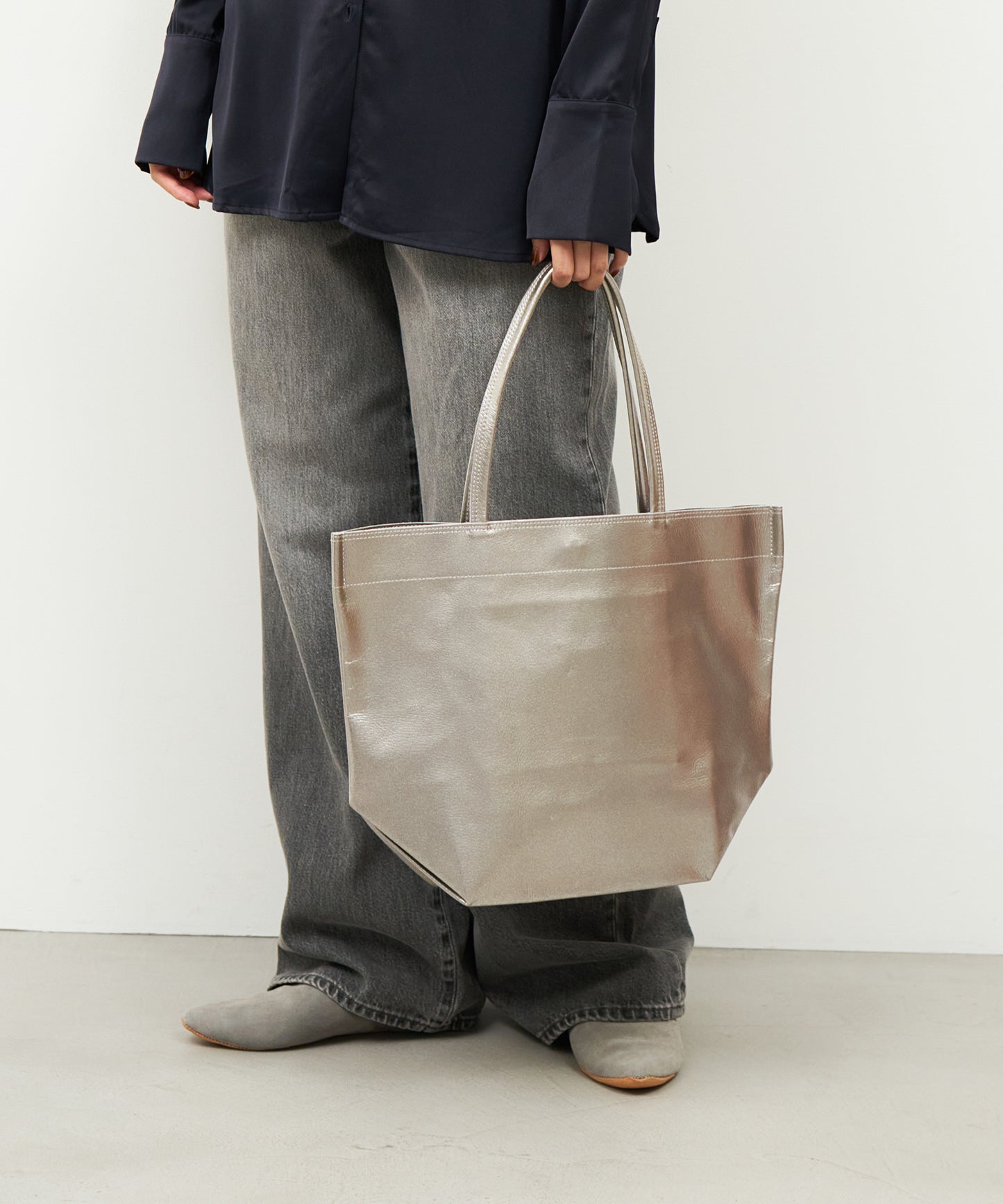 #36/ ランチバッグM（silver）/ ピッグスキン・ラスラ