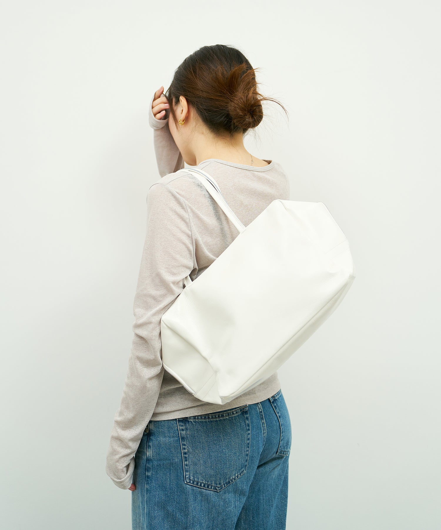 NEXTRAVELER ネクストラベラー　トートバッグ 白 NEXTRAVELER ネクストラベラー トートバッグ 白 Amazon