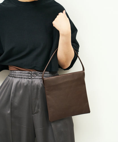 #45《BF SALE 10%》フロートミニトート（bitter brown）/ 牛革・アペルト