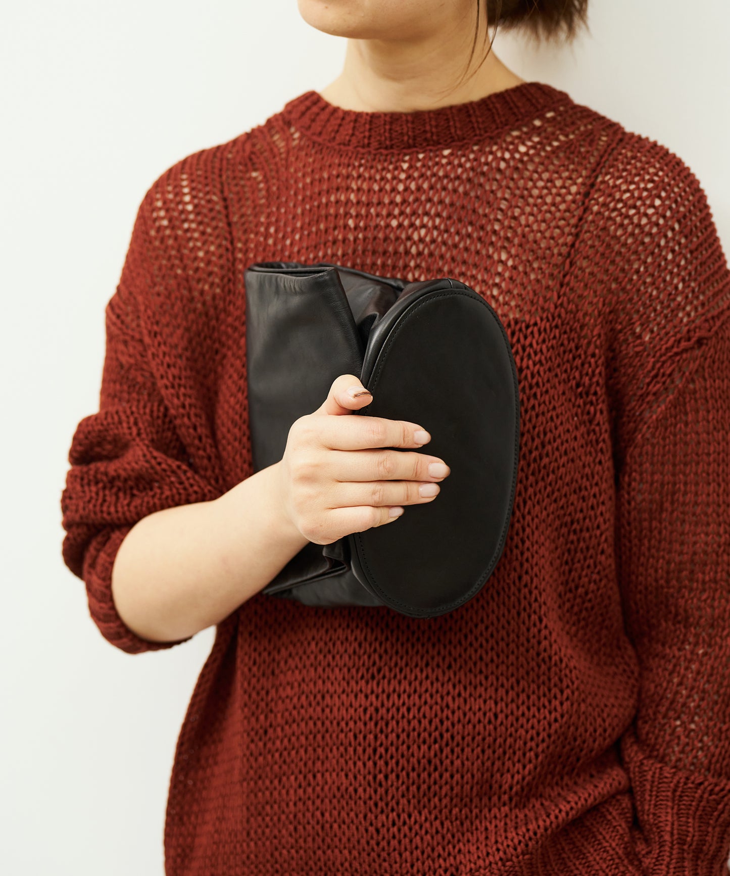 #45《BF SALE 10%》スリーブトート（black）/ 牛革・アペルト