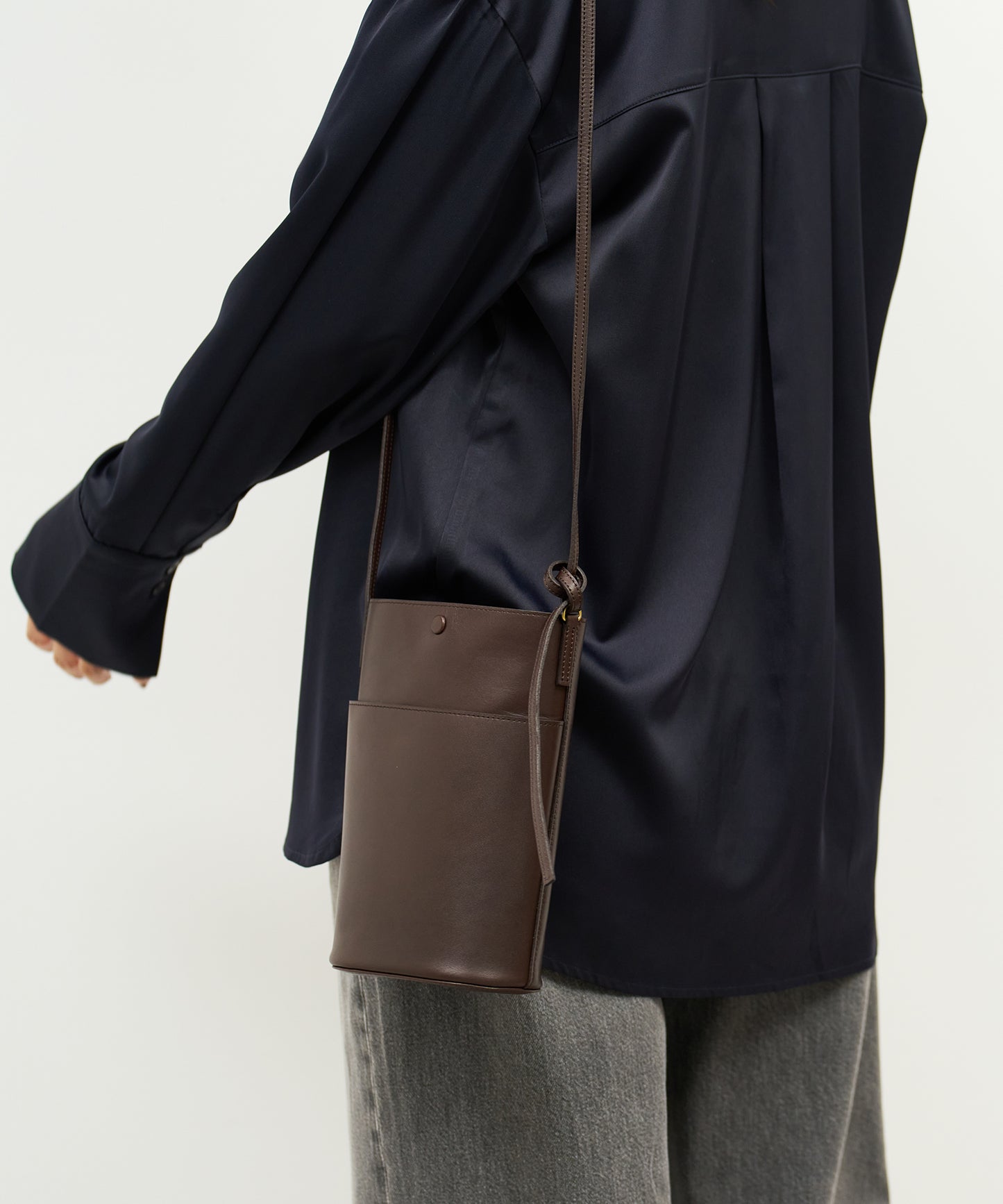 #45《BF SALE 10%》スリークパスXS（bitter brown）/ 牛革・アペルト