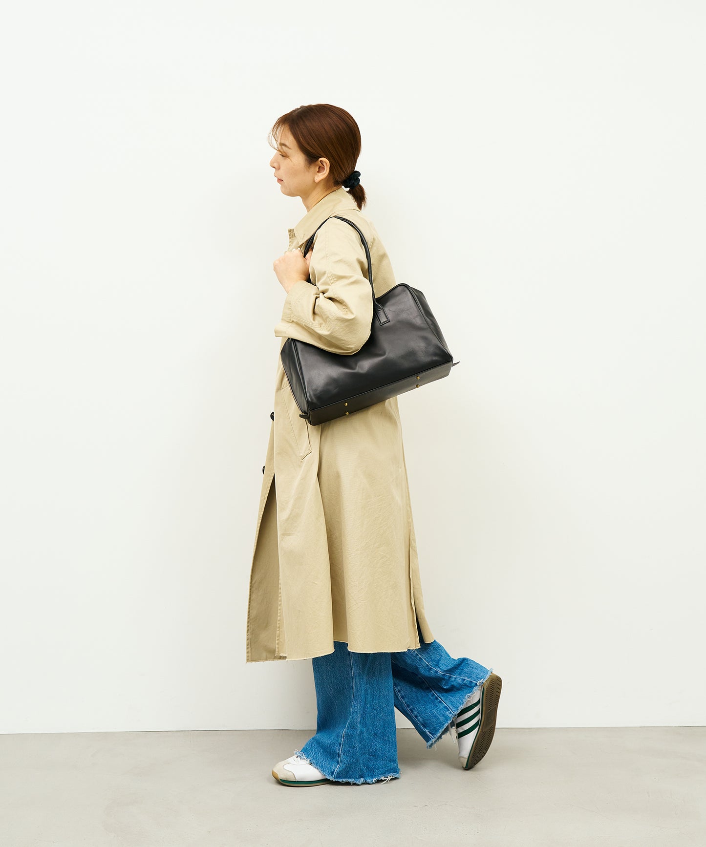 #45/ コンターボストンM（black）/ 牛革・アペルト