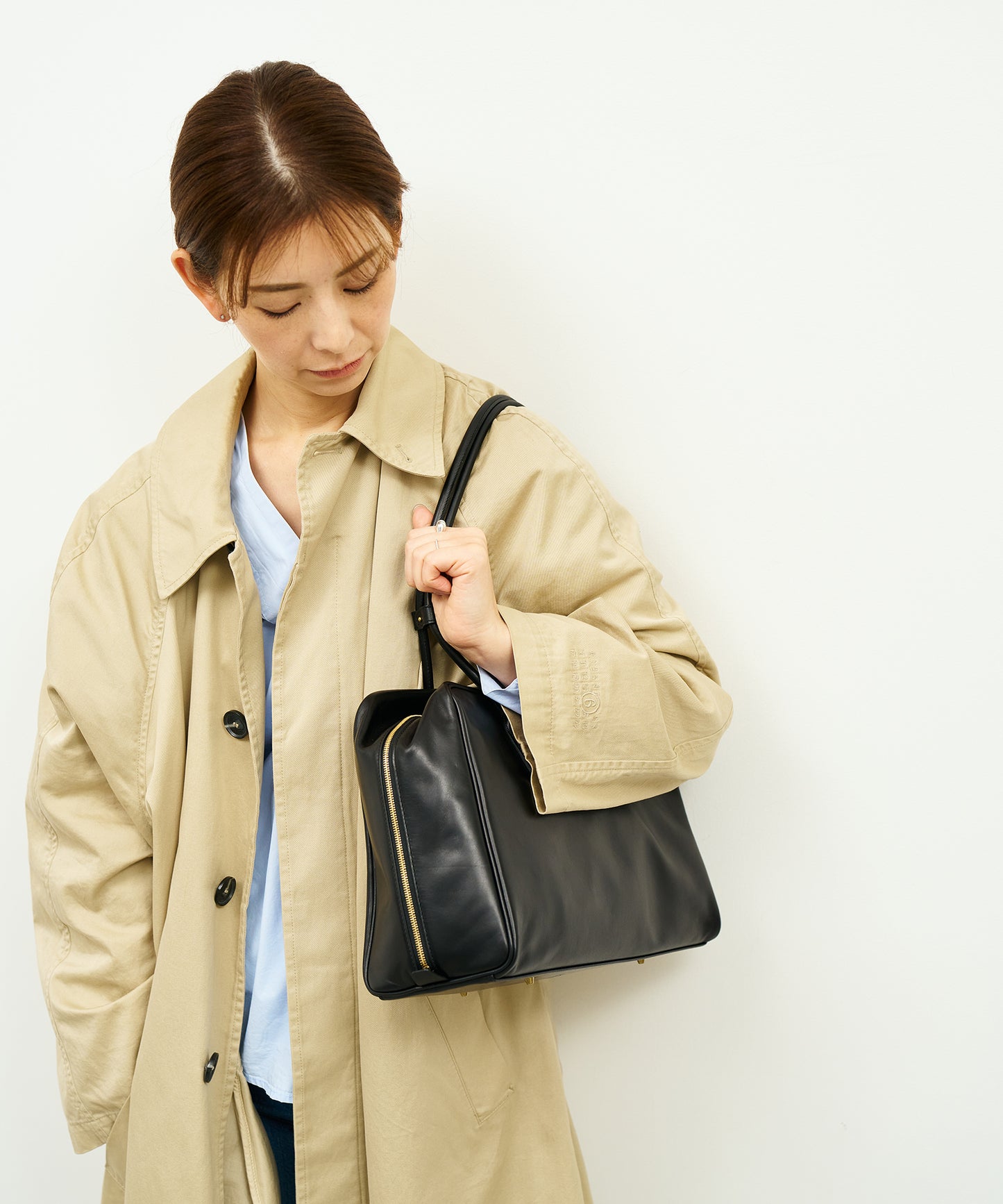 #45/ コンターボストンM（black）/ 牛革・アペルト