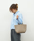 #51b/ ランチバッグS ・ホック付き（almond gray） / 牛革・フィリップ