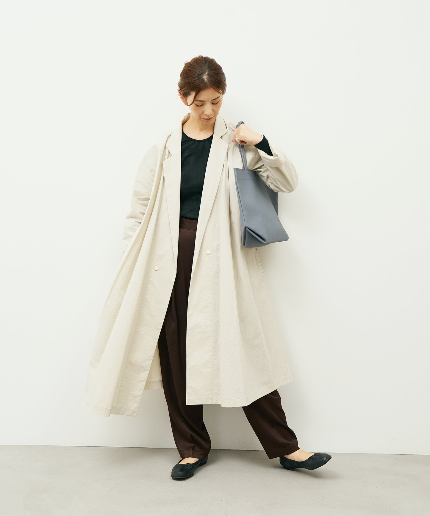 #51b/ ランチバッグM（powder blue）/ 牛革・フィリップ