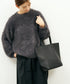 #52b《SALE 30%》ランチバッグM（black）/ 牛革・バレンシア