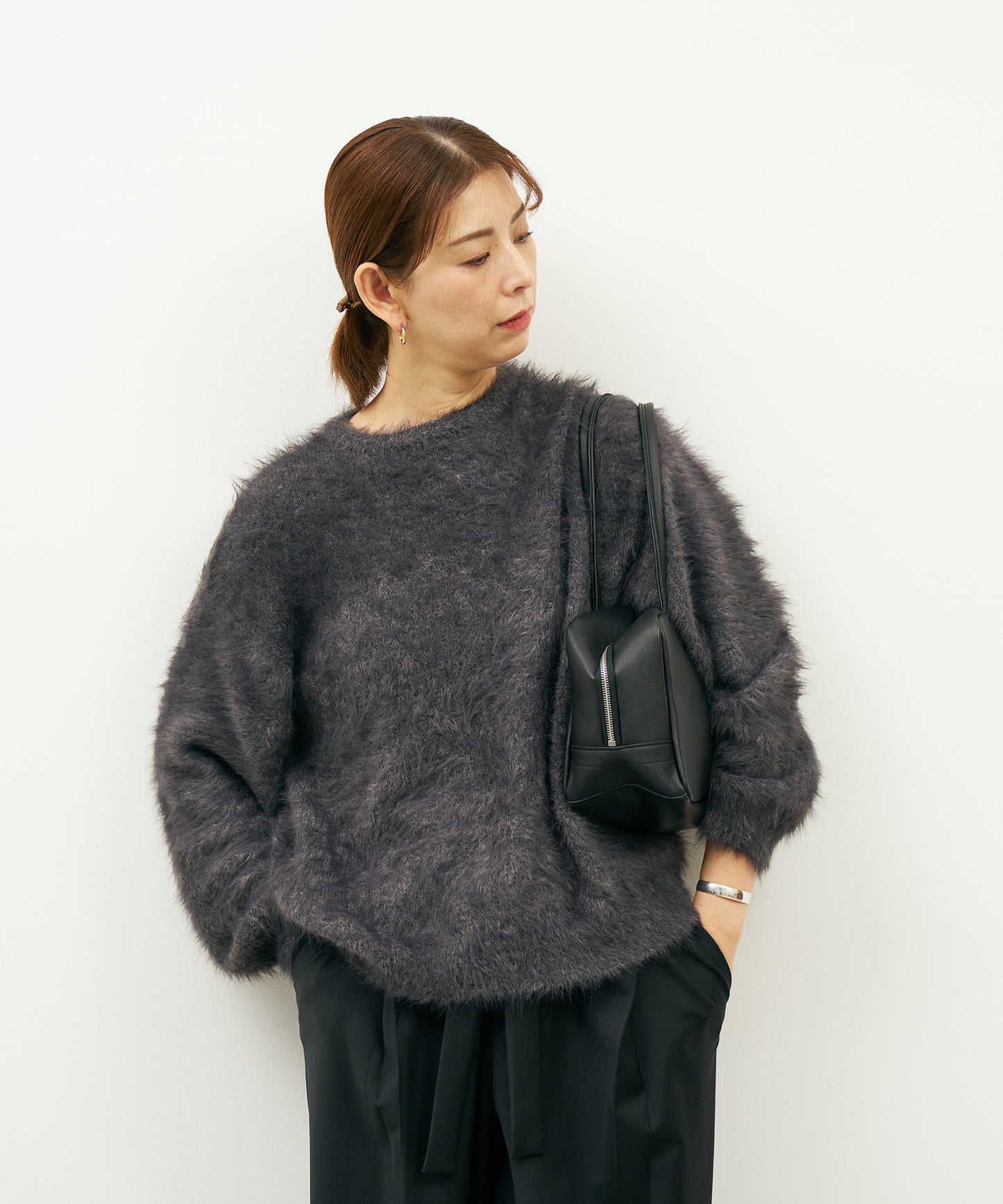 #52b/ スクエアダッフル XS (black) / 牛革・バレンシア