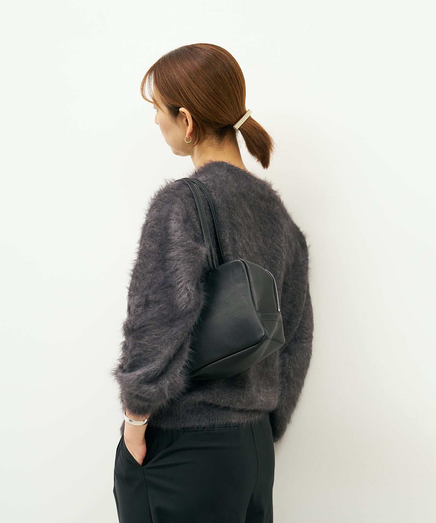 #52b/ スクエアダッフル XS (black) / 牛革・バレンシア