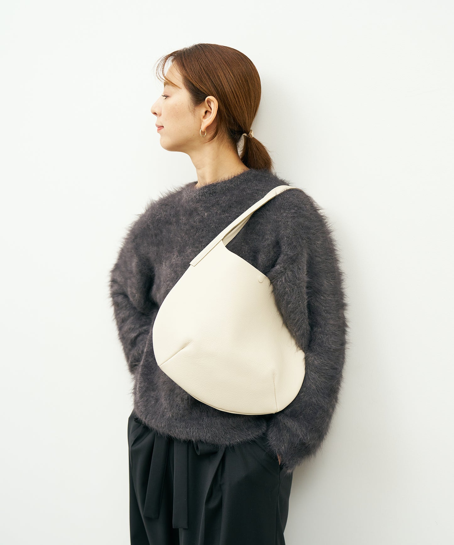 #52b/ サークルトート (ivory) / 牛革・バレンシア