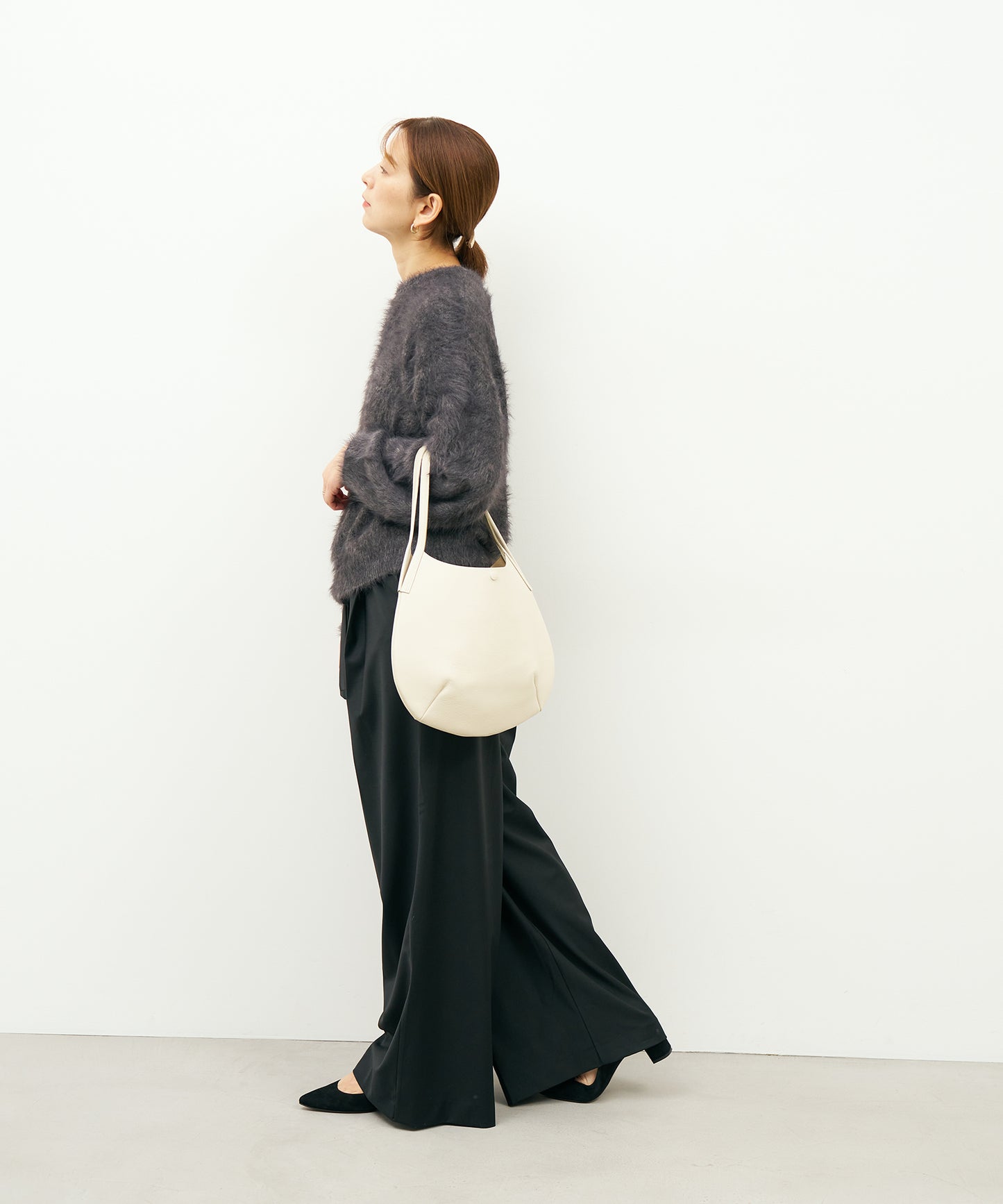 #52b/ サークルトート (ivory) / 牛革・バレンシア