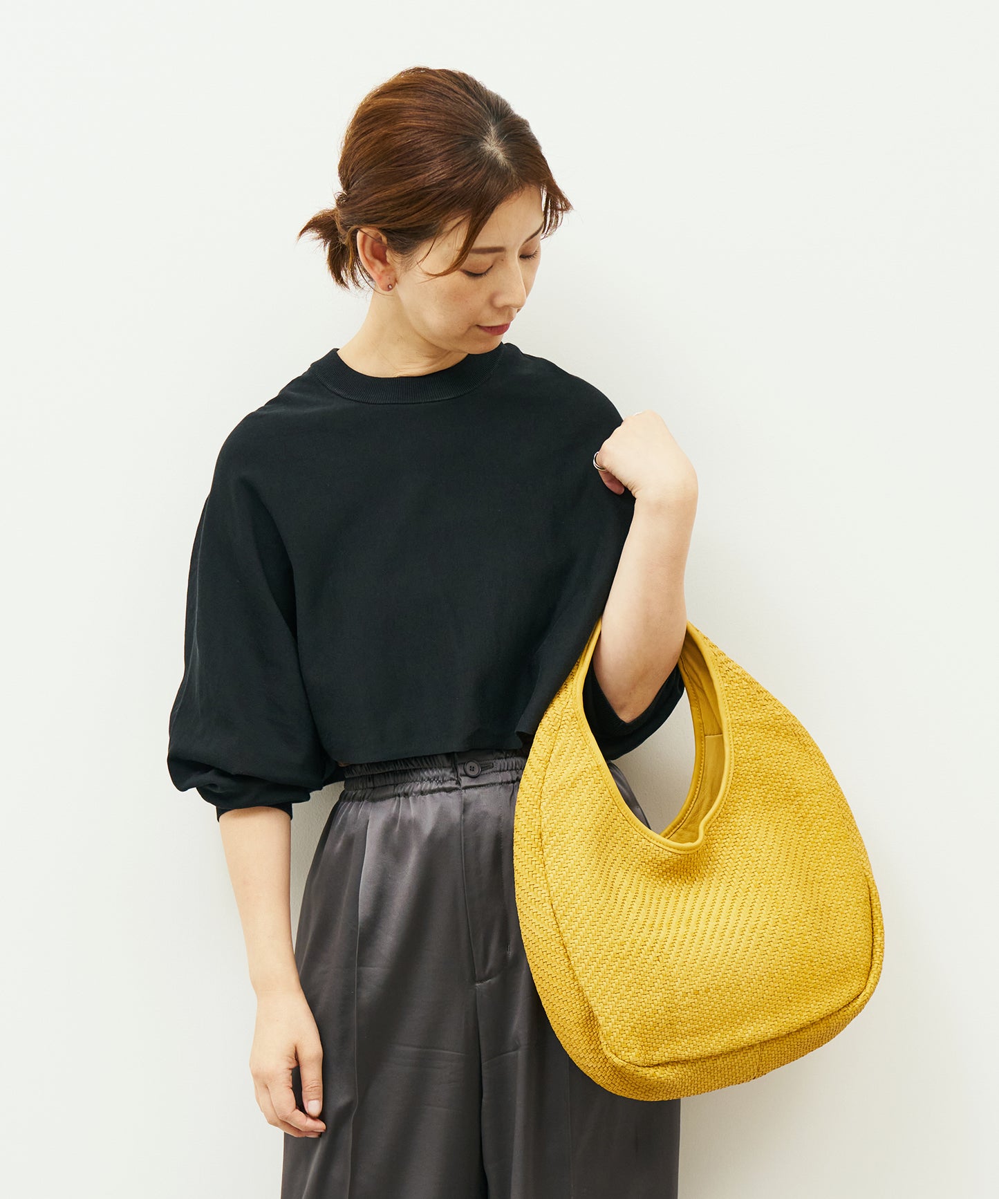 #60/ サークルバスケットM（mustard）/ 羊革・シープメッシュ