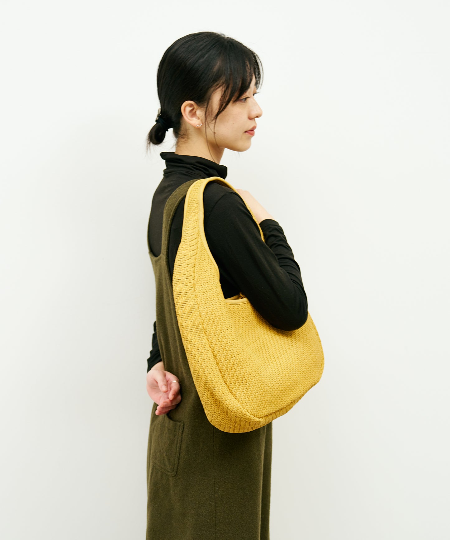 #60/ サークルバスケットM（mustard）/ 羊革・シープメッシュ