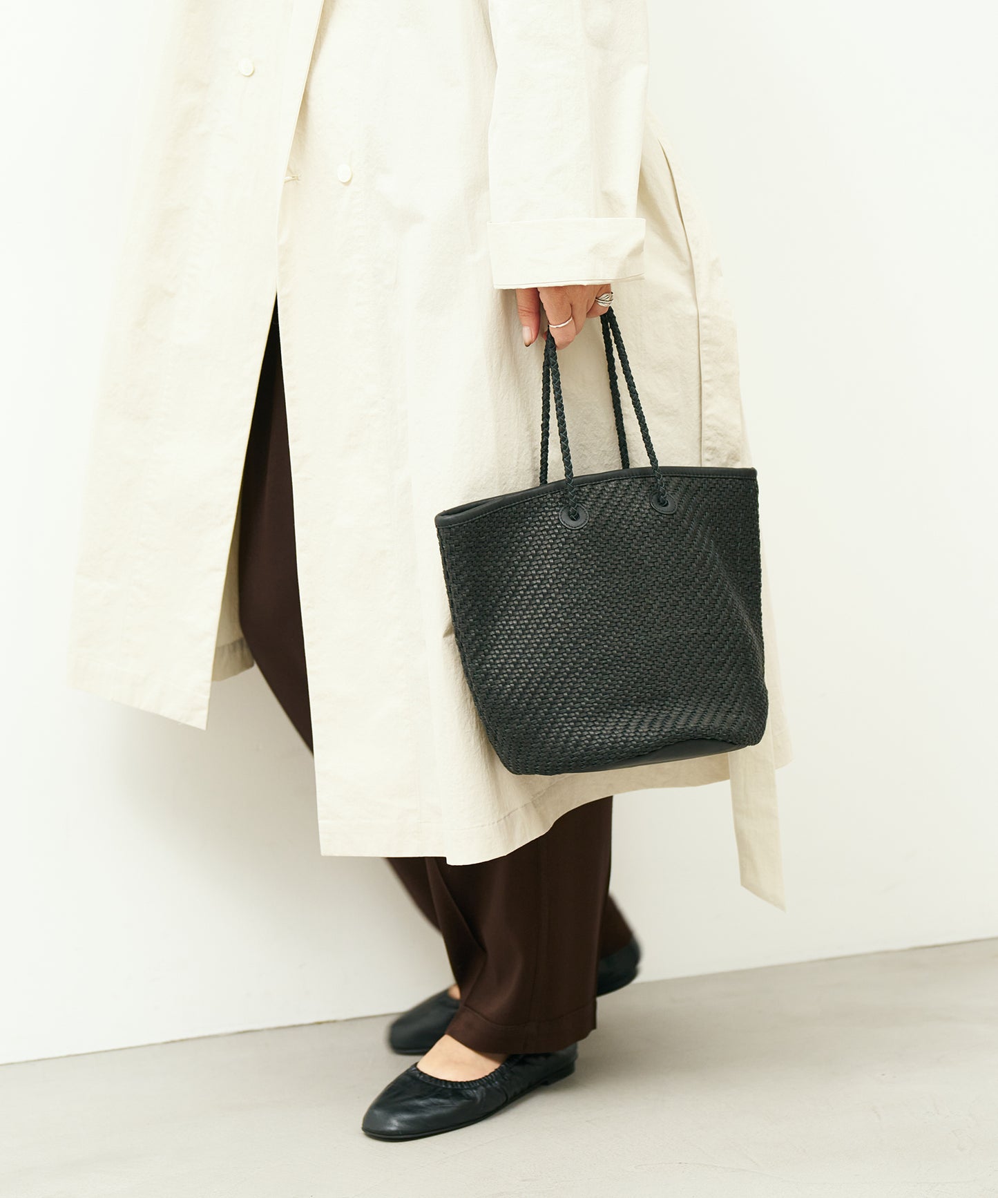 #60/ バスケット（black）/ 羊革・シープメッシュ