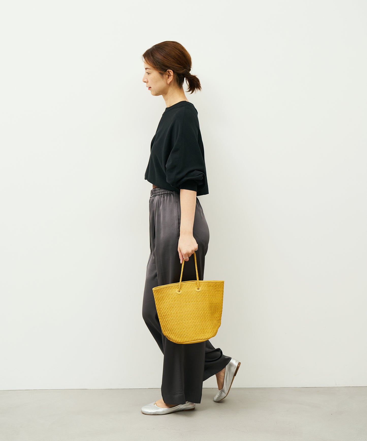 #60/ バスケット（mustard）/ 羊革・シープメッシュ