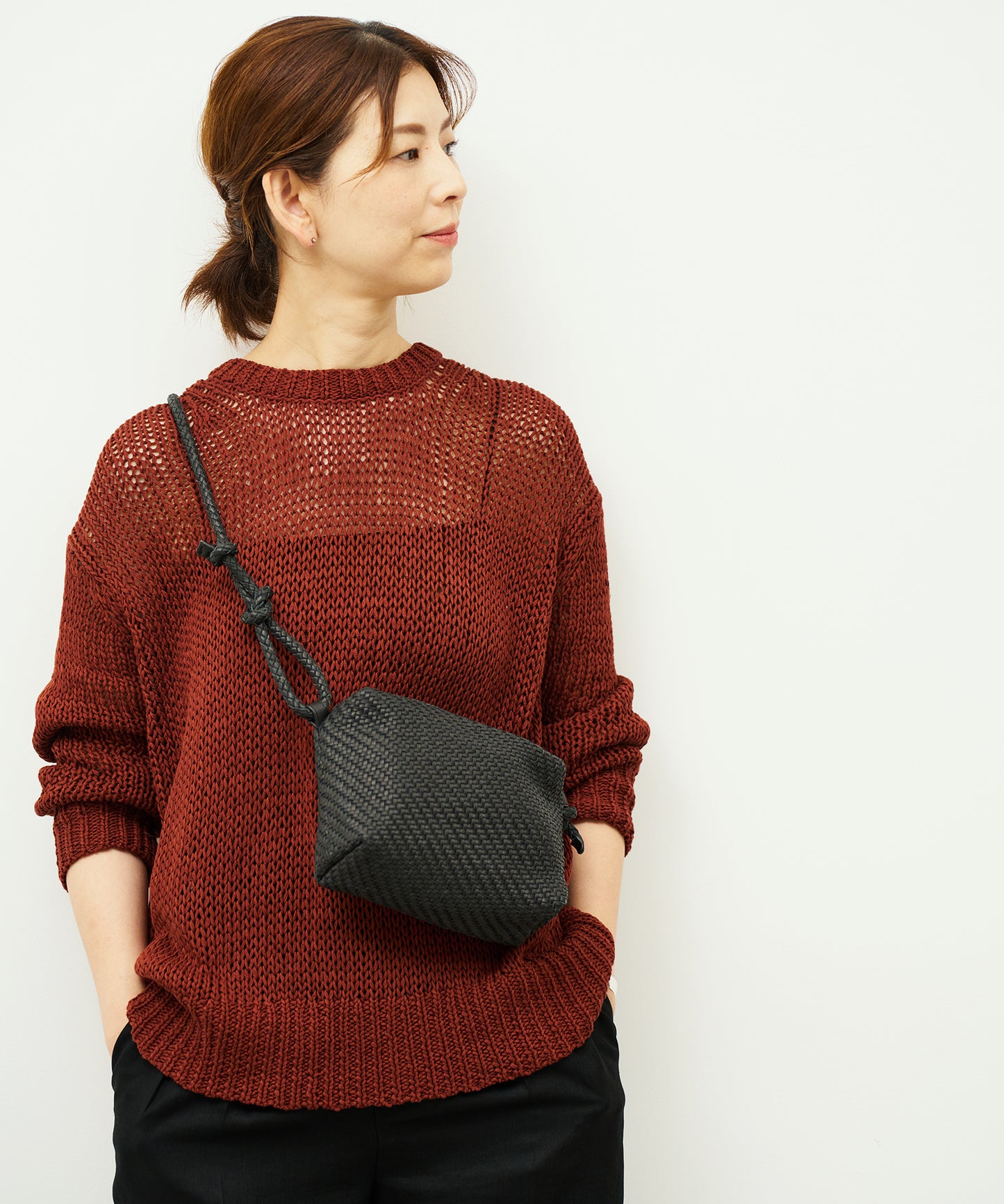 #60/ バレルショルダーS（black）/ 羊革・シープメッシュ