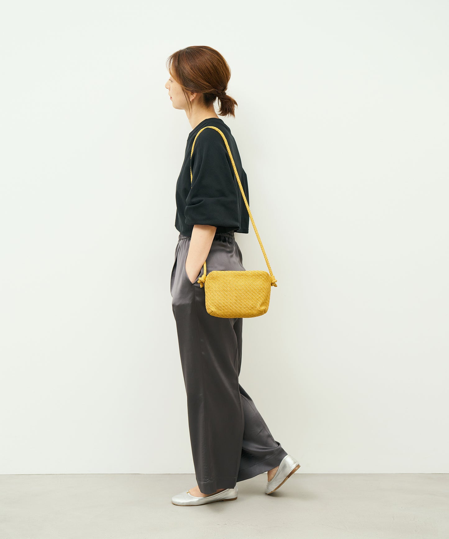 #60/ バレルショルダーS（mustard）/ 羊革・シープメッシュ