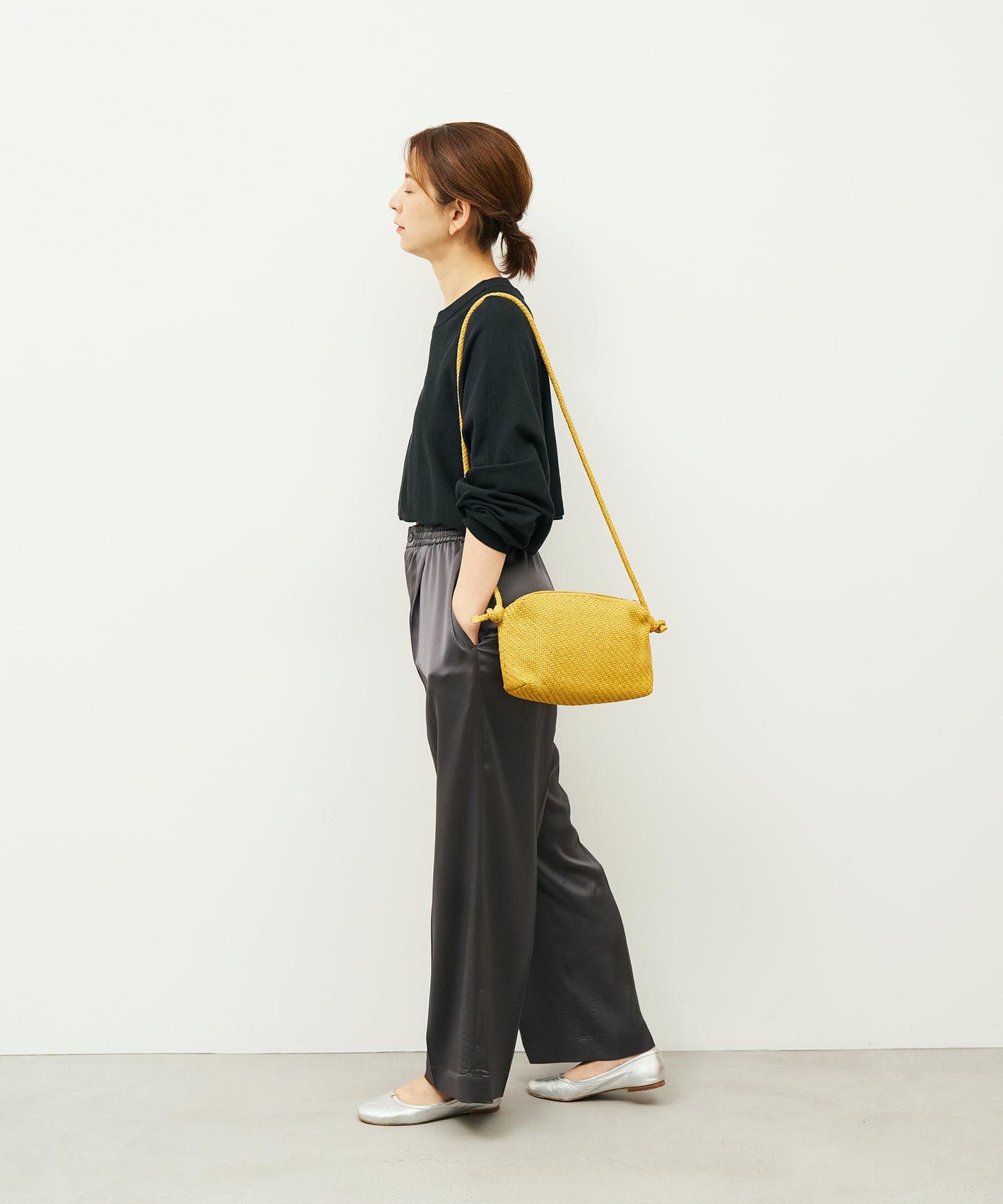 #60/ バレルショルダーM（mustard）/ 羊革・シープメッシュ