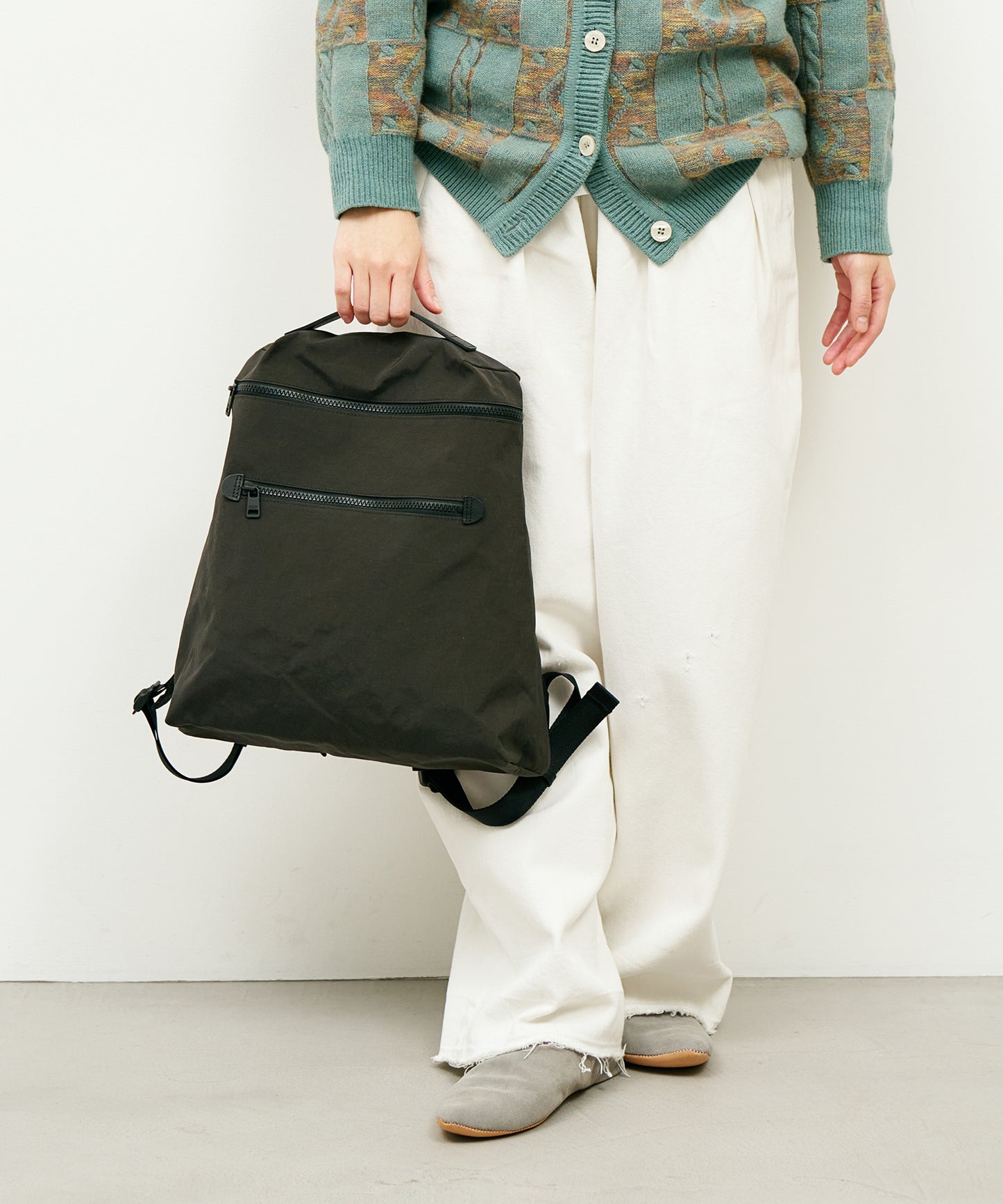 #86 / フラットリュック（charcoal）/ WRINKLE NYLON