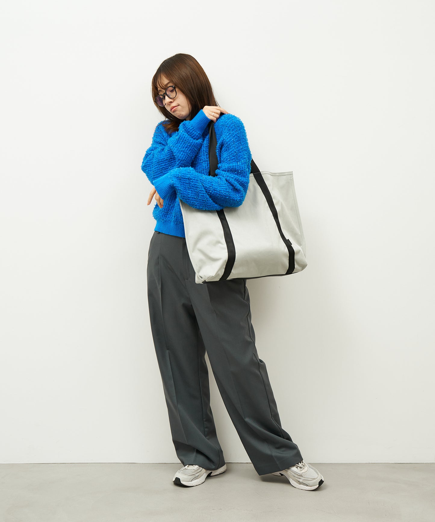 #89/ ビッグトート（light gray）/ HD NYLON