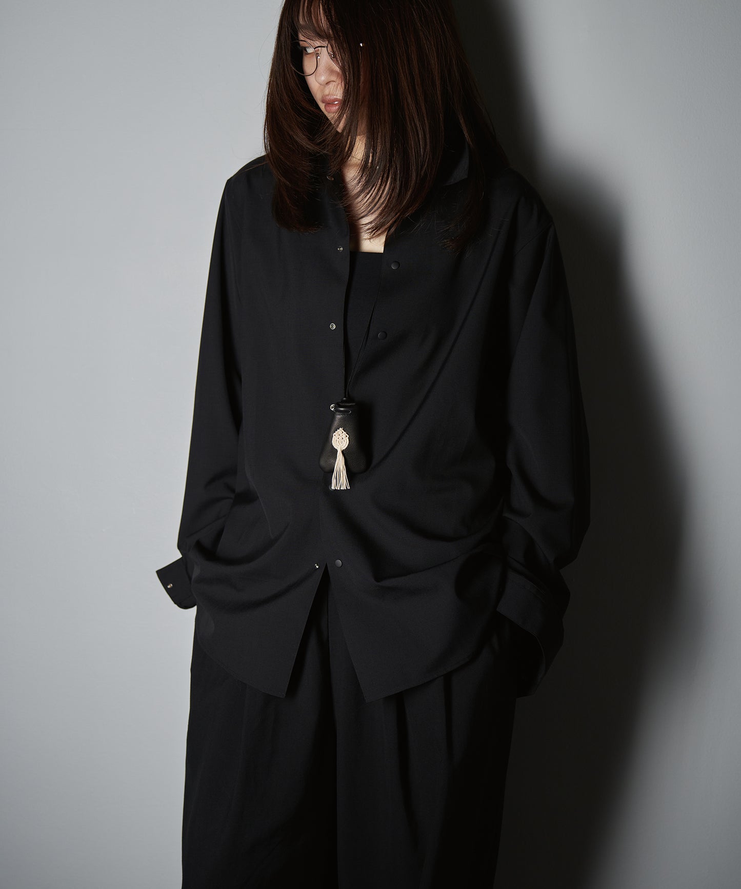 #55/ 【限定販売】アミュレットポーチXS（松田紗和さんコラボ  / black）/ ベビーバッファロー